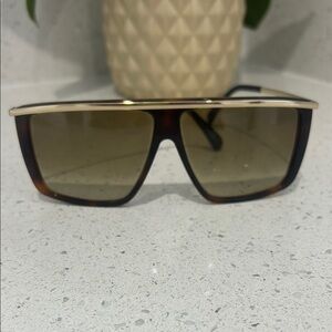 Stylish Gold and Brown Sunglasses